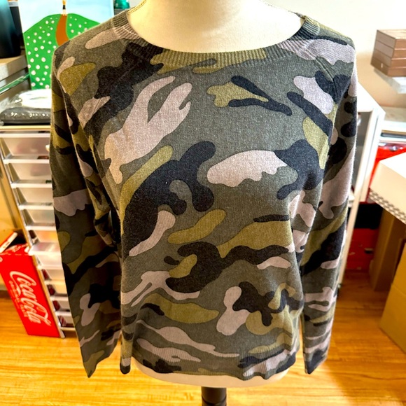 NWT Philosophy camo cashmere sweater - Picture 1 of 7